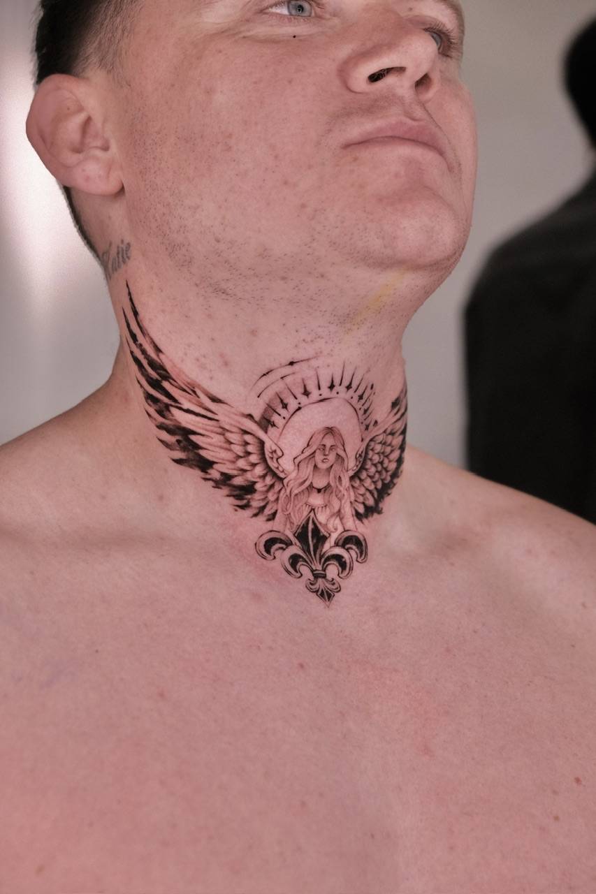 BLACK AND GREY - Black and grey tattoo at Sutran Tattoo Studio — design 129