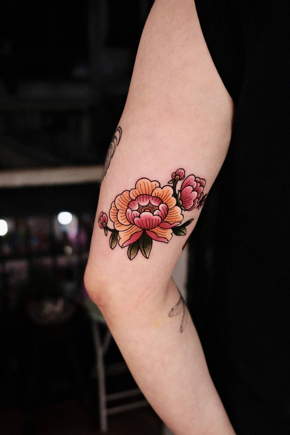 ASIAN SMALL & MEDIUM - Small and medium Asian-style tattoo at Sutran Tattoo Studio — design 52