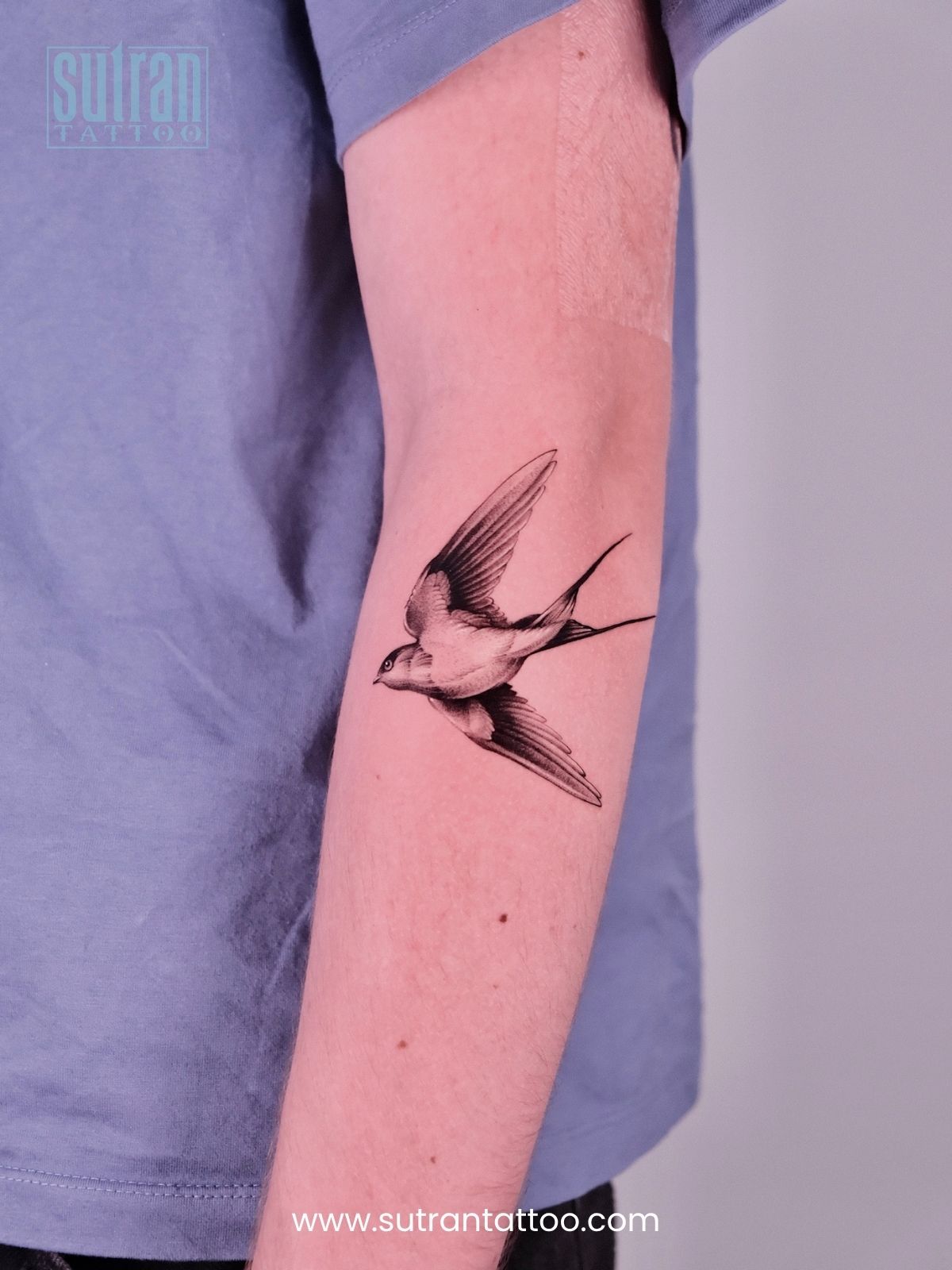 hand tattoos small
