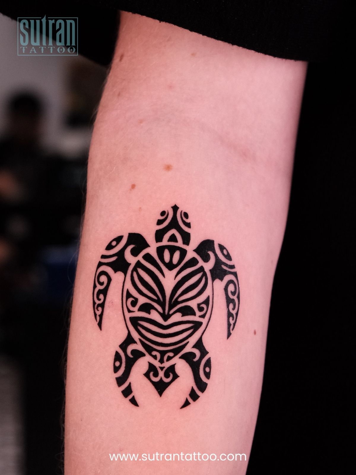 Tribal hand tattoos Tribal hand tattoos