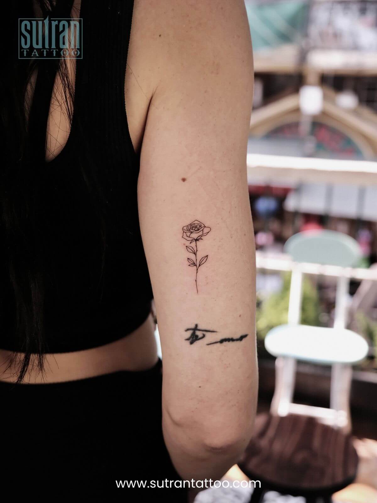 Black rose tattoo – Loss, mystery, and individuality